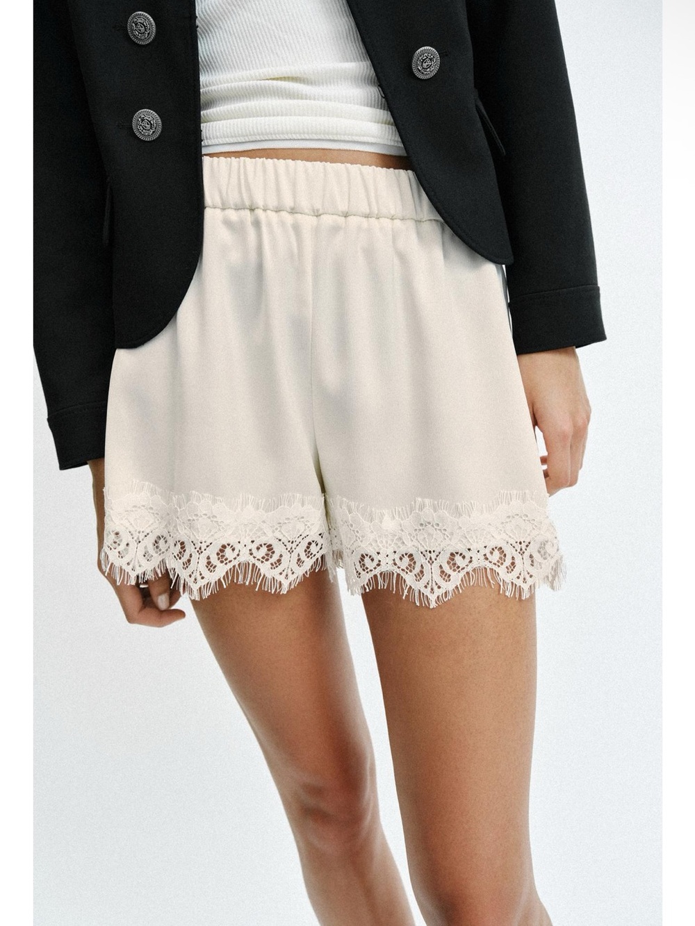 ZARA LACE TRIM SATIN PULL-ON SHORTS S NWT Ecru/cream